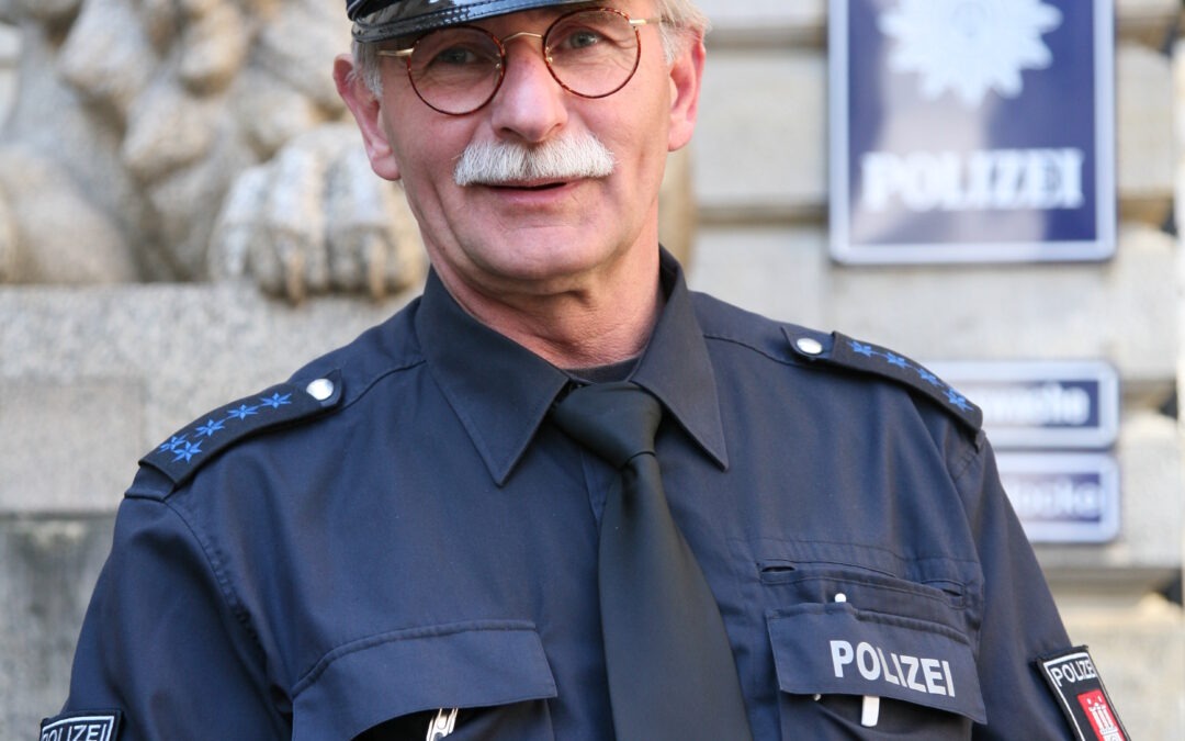 Job duties of a correctional officer