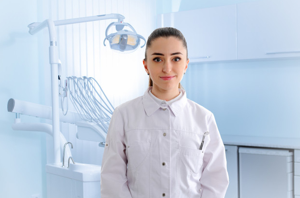 Dental Assistant Career