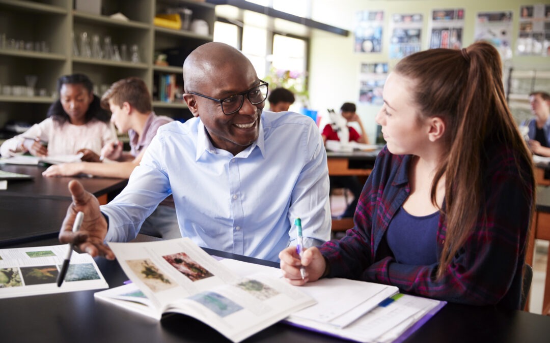 3 Qualities of an Excellent Education Assistant