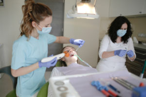 Becoming a Dental Assistant